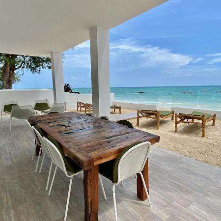 Ocean Blue Apartment With Panoramic Pool Zanzibarhouses Kiwengwa  Buitenkant foto
